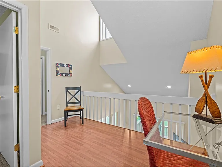 701 Loran Pointe Cir — Photo 5