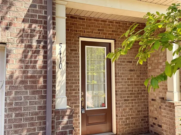 5410 Shannon Bell Ln, Charlotte, NC 28277