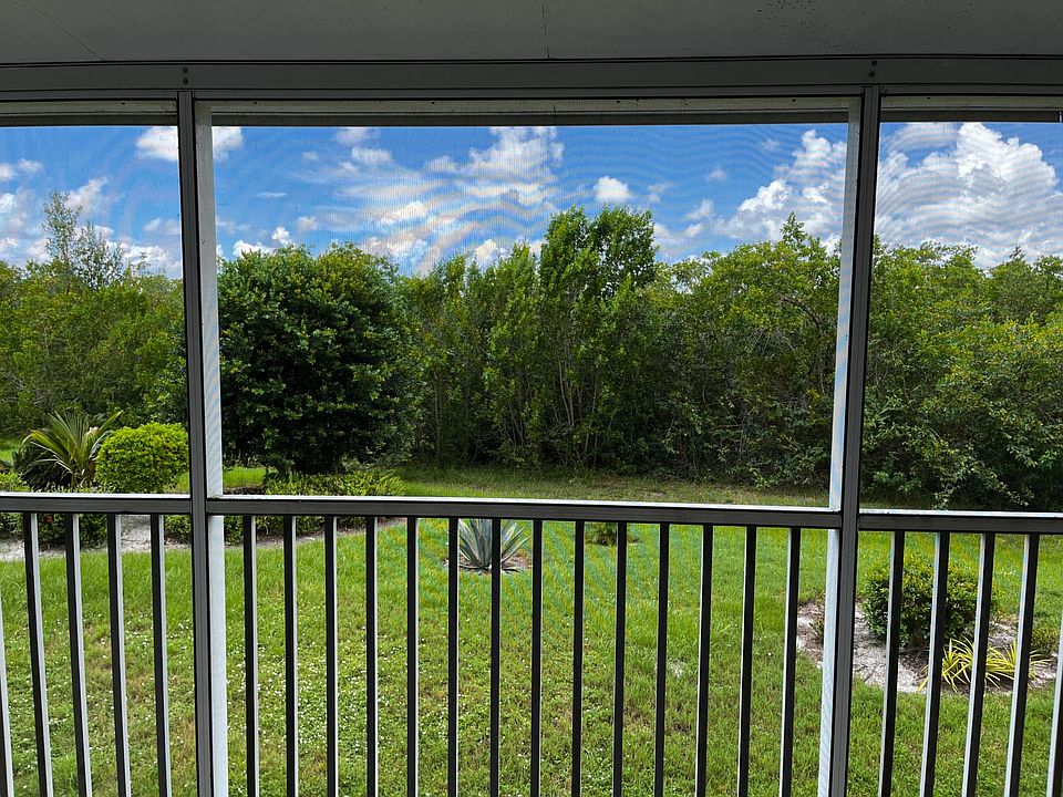 Screened Lanai view outside
