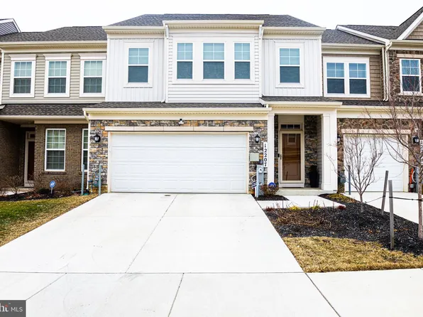 12207 American Chestnut Rd, Bowie, MD 20720