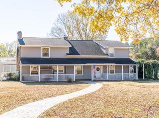 312 Scotch Cross Rd E, Greenwood, SC 29646