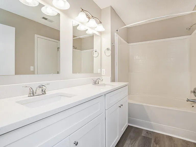 108 N Honey Springs Ave — Photo 12