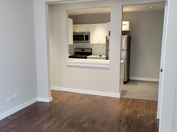 5th image of 28-14 42nd St #5