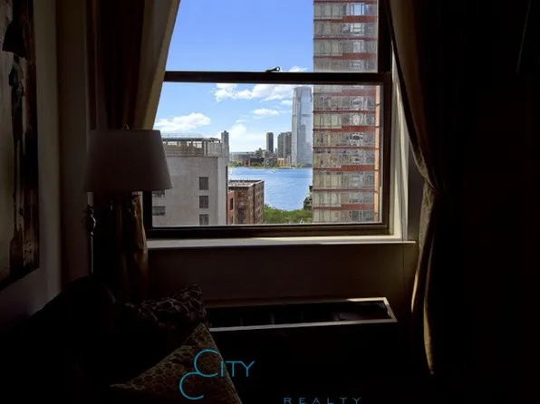 20 West Street image 11 of 23