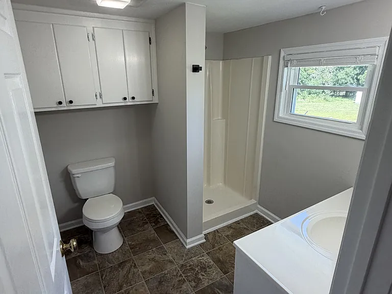 2189 N Carolina 55 — Photo 5