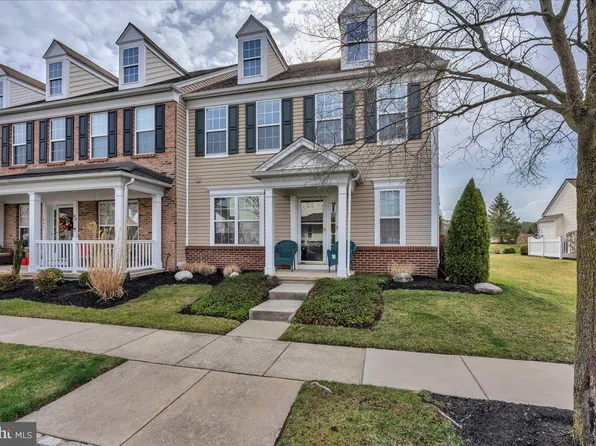 40 Borton Ave, Voorhees, NJ 08043