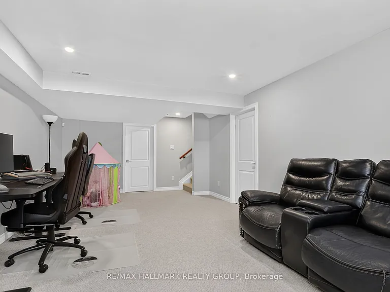 420 Kayak St — Photo 34
