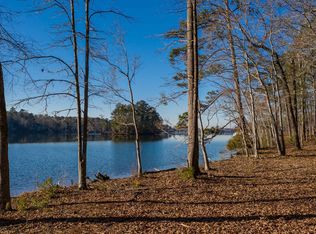 2 Hinton Rd, Hamilton, GA 31811