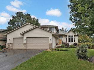 15461 Yellow Pine St NW, Andover, MN 55304