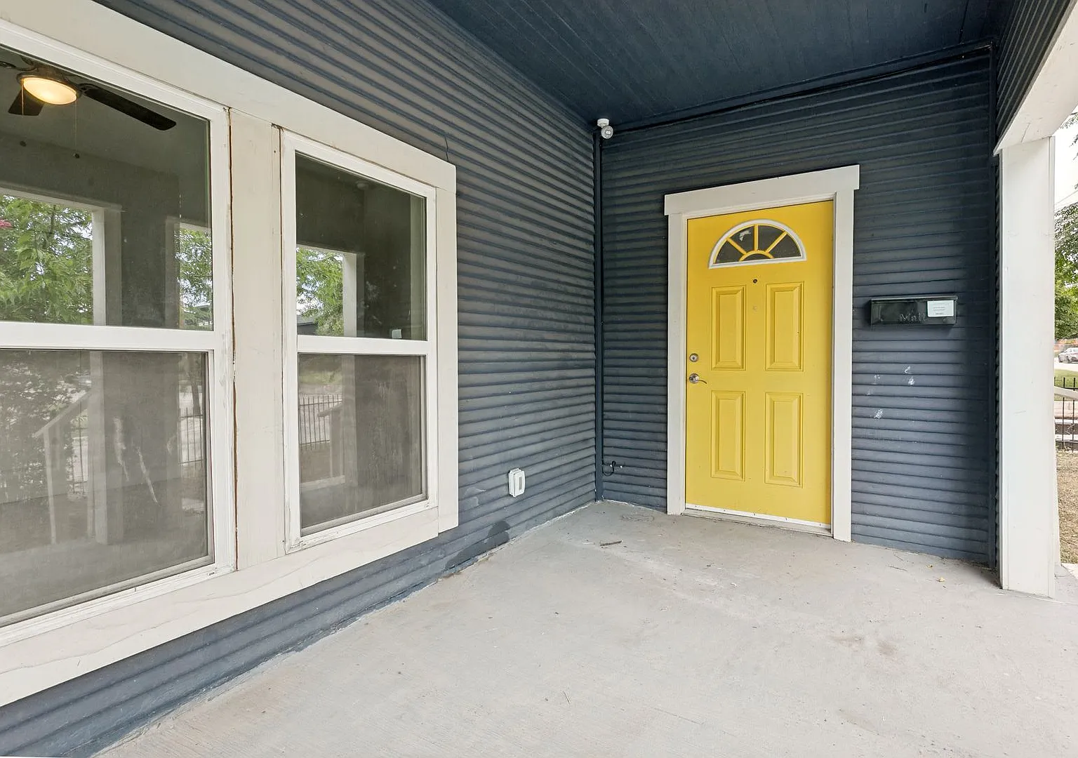 Renovated 3-Bedroom Home In Denver Heights — Photo 4