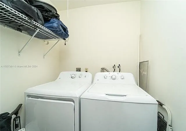 185 Normandy Ln #D — Photo 10