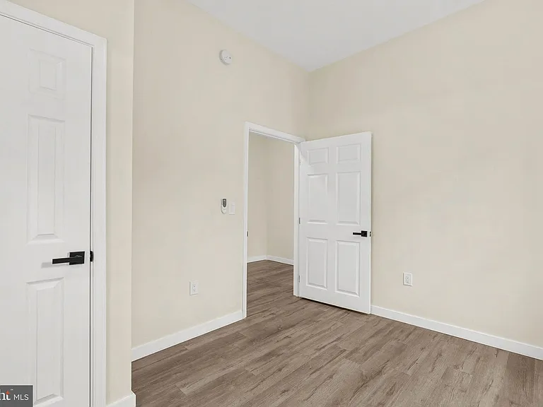 5431 Stewart St — Photo 27