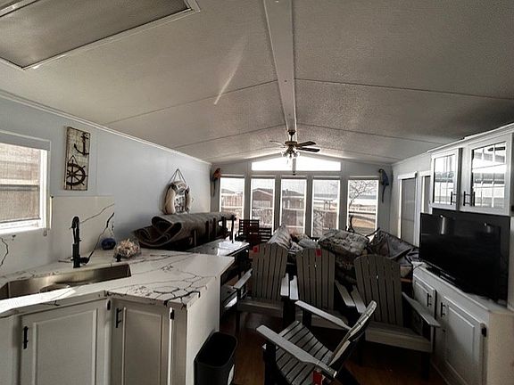 5th image of 490 Empire Rd #Wbc024