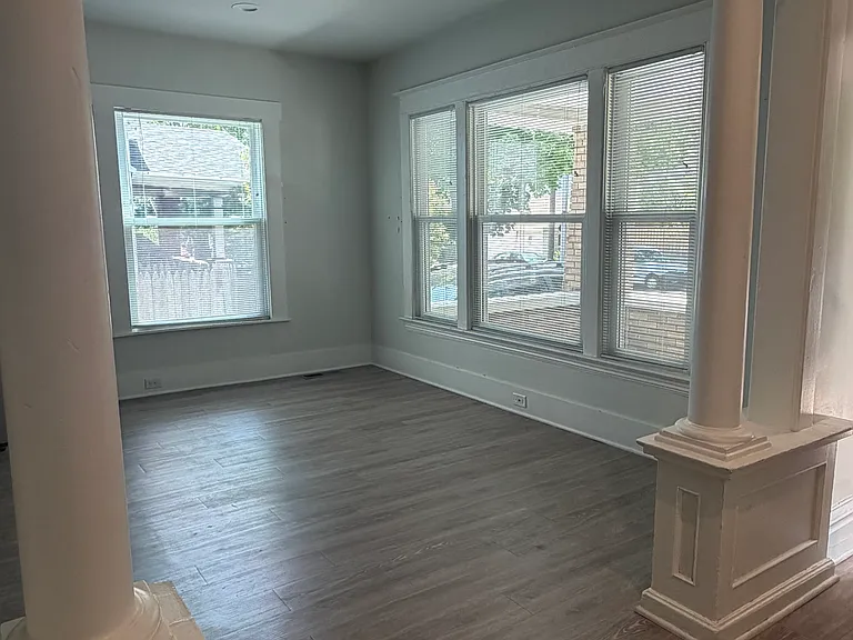 629 Lyon St NE #1 — Photo 9
