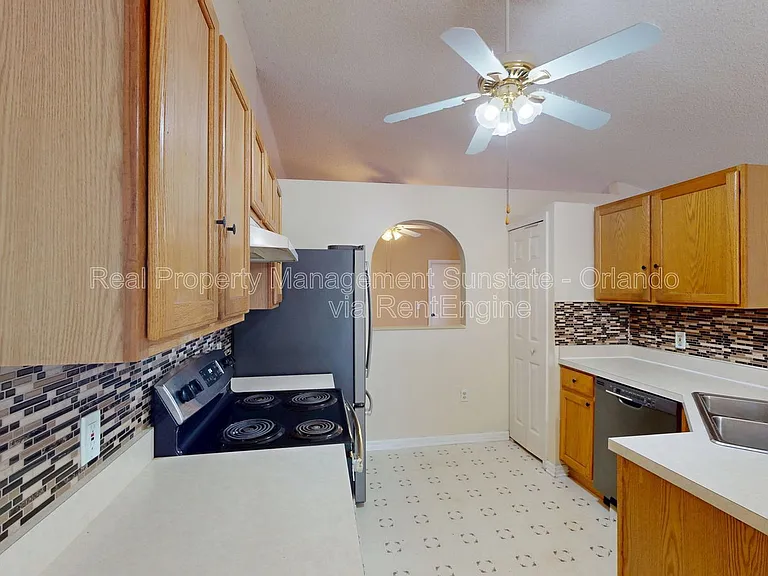 654 Caladesi Trl — Photo 12