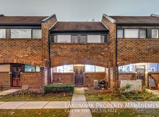 824 S May St UNIT B, Chicago, IL 60607