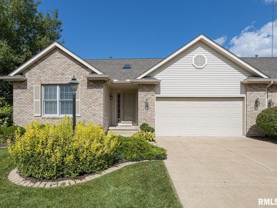 2187 Hogan Ct S, Bettendorf, IA, 52722
