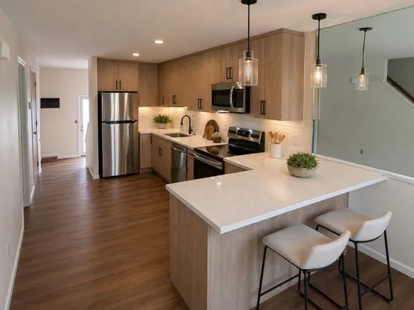 (undisclosed Address), Meriden, CT 06451