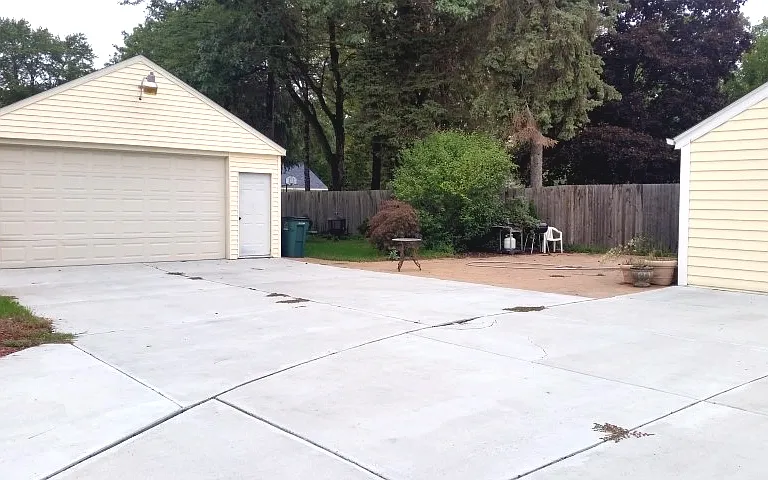 5615 John R Rd — Photo 3