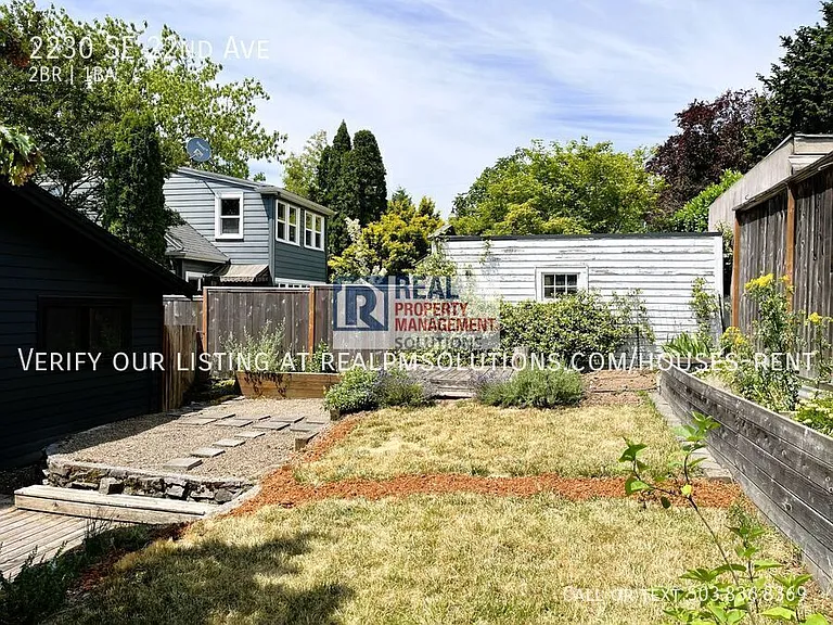 2230 SE 22nd Ave — Photo 36