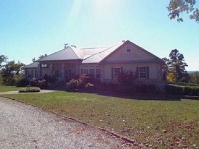 560 Henry Ln, Melbourne, AR, 72556