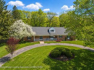 2096 Tomahawk Rd, Okemos, MI 48864
