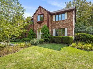 6490 Meadowbrook Cir, Columbus, OH 43085
