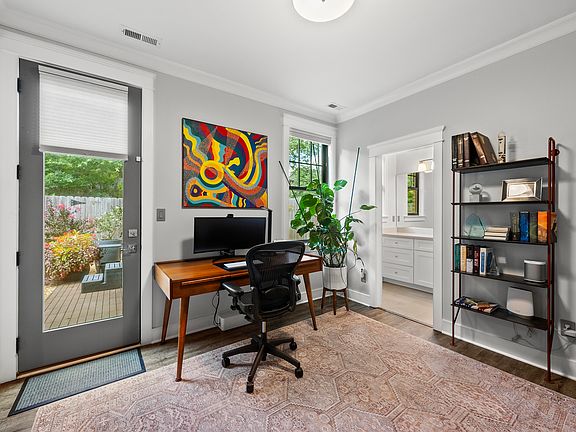 5th image of 216 W Geer St #A
