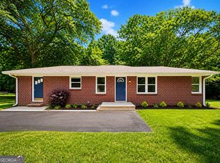 57 Cade St, Hartwell, GA 30643