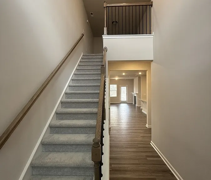 1051 Atterlee Ln — Photo 7