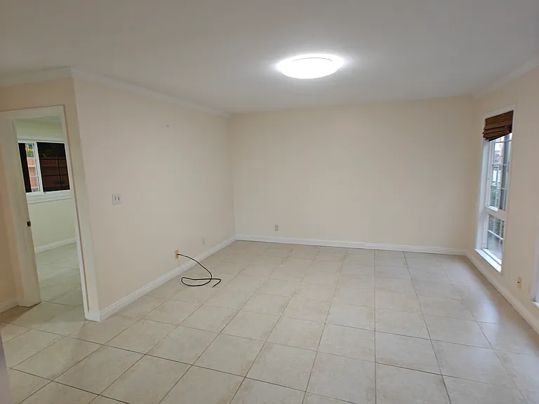 1021 Mao Ln — Photo 1
