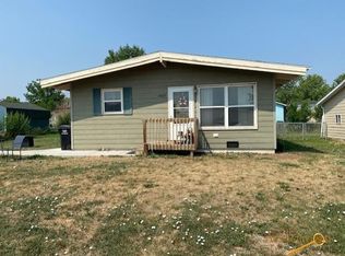 3607 Lawrence Dr, Rapid City, SD 57701