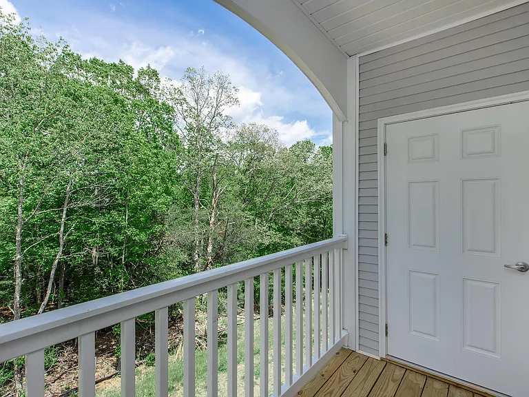 Riverstone Apartments at Long Shoals — Photo 45