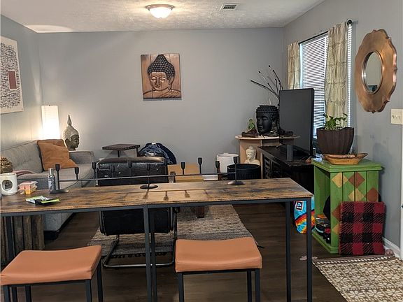 4th image of 1001 18th Ave