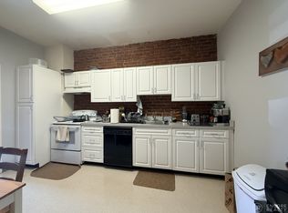 15 Stearns Rd APT 1, Brookline, MA 02446