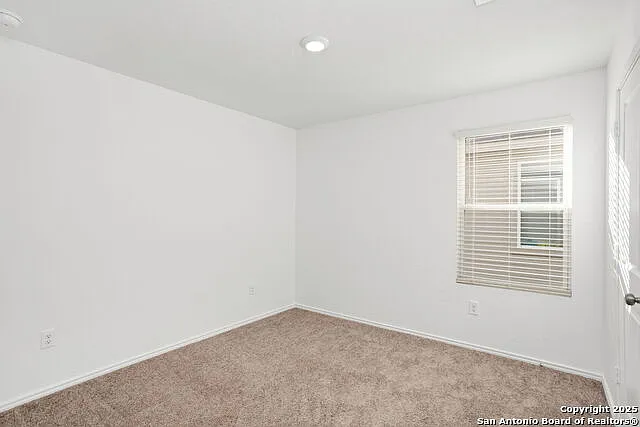 13528 Barton Cv — Photo 8