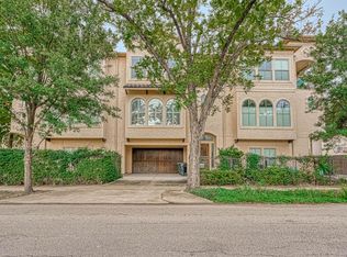 322 Snover St, Houston, TX 77007