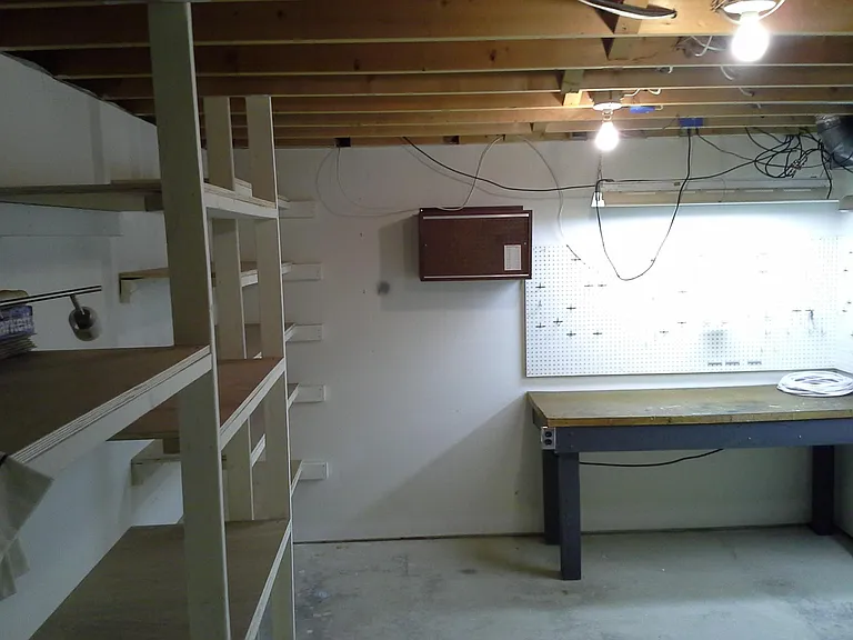 430 Zinnia Ln N — Photo 12