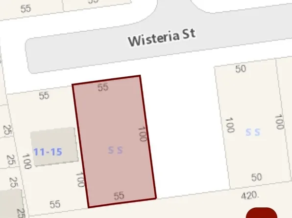 S South Wisteria St, Springfield, MA 01119