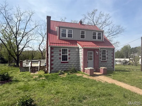 605 3rd St, Marble Hill, MO 63764