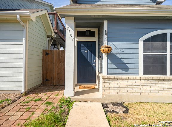 2nd image of 2607 Crown Holw