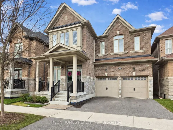 2142 Saffron Dr, Pickering, ON L1X 0E2