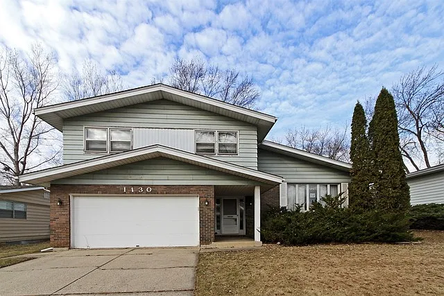 1130 Countryside Dr photo 1