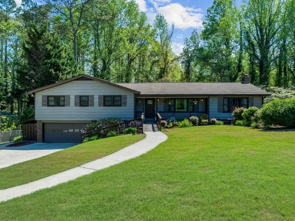 2920 Dara Dr, Marietta, GA 30066