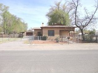 415 Pueblo Solano Rd NW, Los Ranchos De Albuquerque, NM 87107
