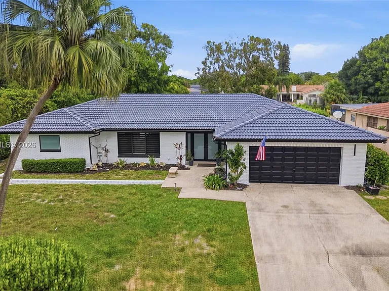 9935 Ramblewood Dr — Photo 54