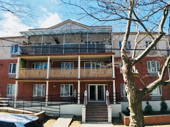 6434 Grand Central Parkway #3D, Forest Hills, NY 11375