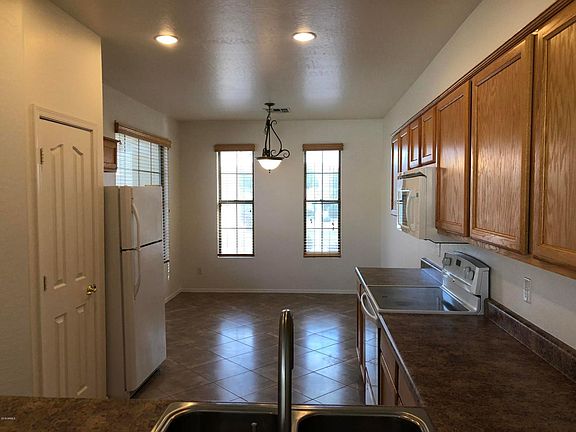 5th image of 3430 E Packard Dr