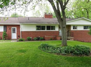 18171 Fern Ln, Walton Hills, OH