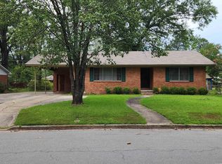 23 Southwood Dr, Pine Bluff, AR 71603